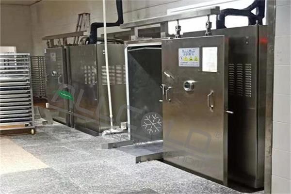 เครื่องทำความเย็นสูญญากาศ  Compressor 3P 16.5KW สำหรับอาหารเบเกอรี่ 1